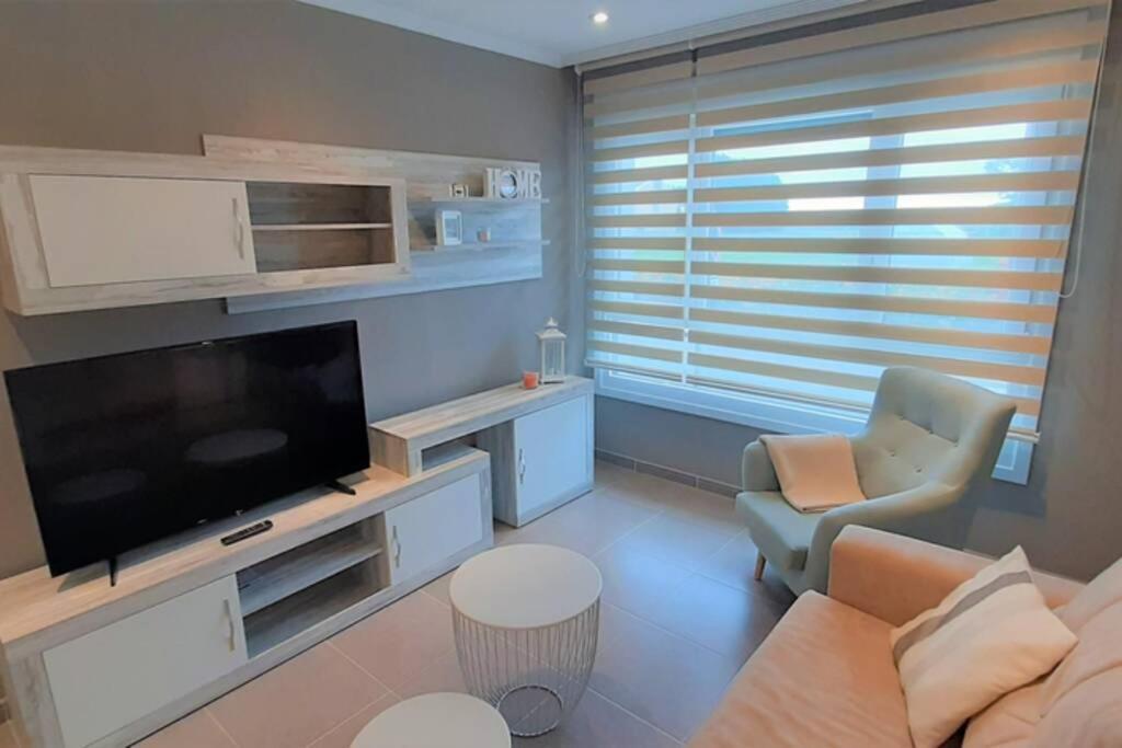 Apartmán Apartamento Playa Foz Con Piscina Y Parking 010 Exteriér fotografie